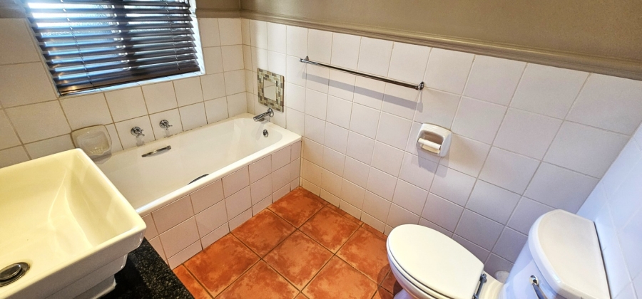 3 Bedroom Property for Sale in Waterval East North West